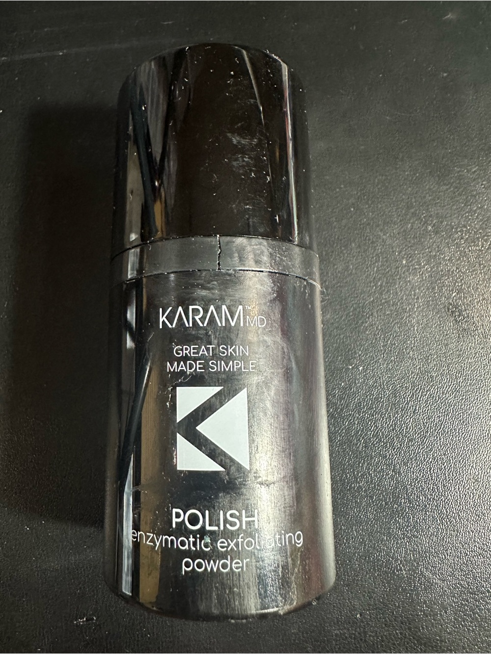 Karam MD Polish Enzymatic Exfoliating Powder no box has a crack in the lid